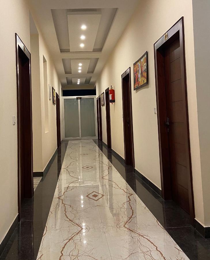 Hotel Tulsi Villa Дехрадун Экстерьер фото